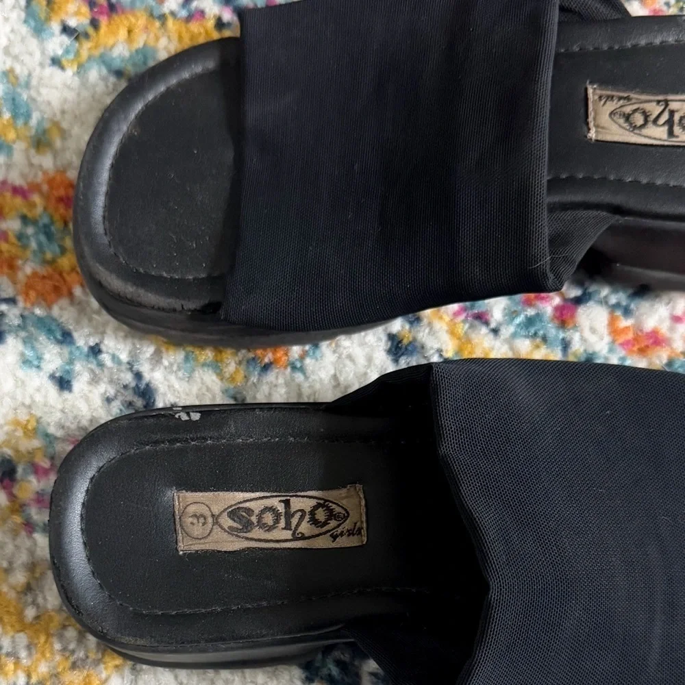 Soho Girls 90s/y2k vintage slide on sandals